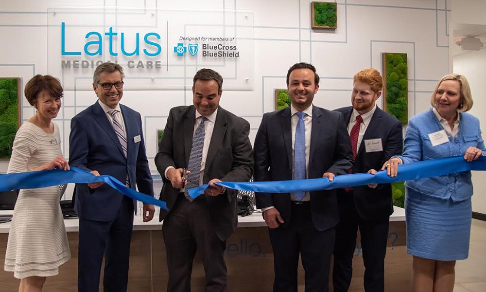 Latus_RibbonCutting